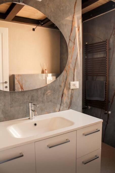 Poppy Loft Apartment โกรตาเฟราตา ภายนอก รูปภาพ