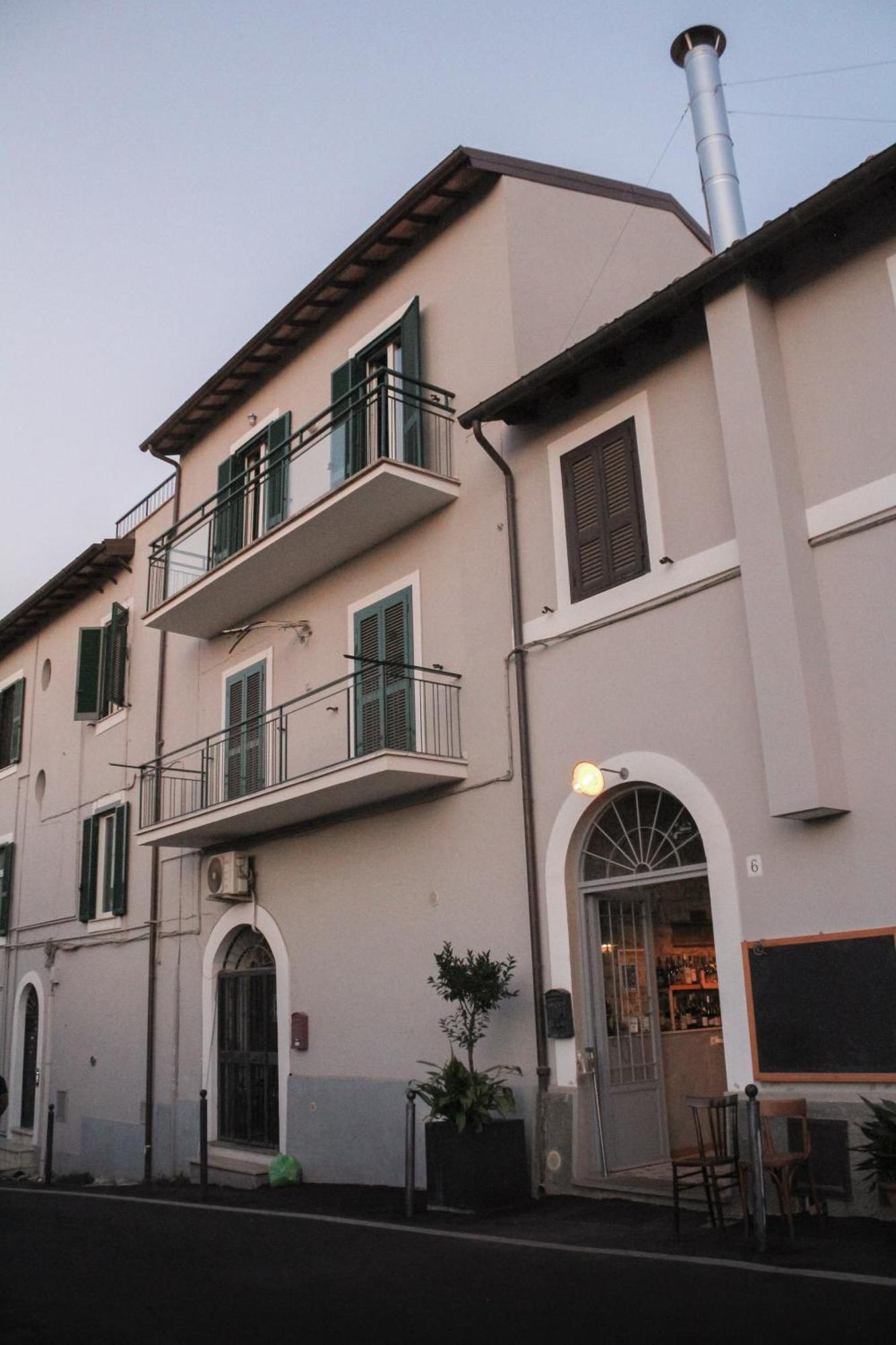 Poppy Loft Apartment โกรตาเฟราตา ภายนอก รูปภาพ